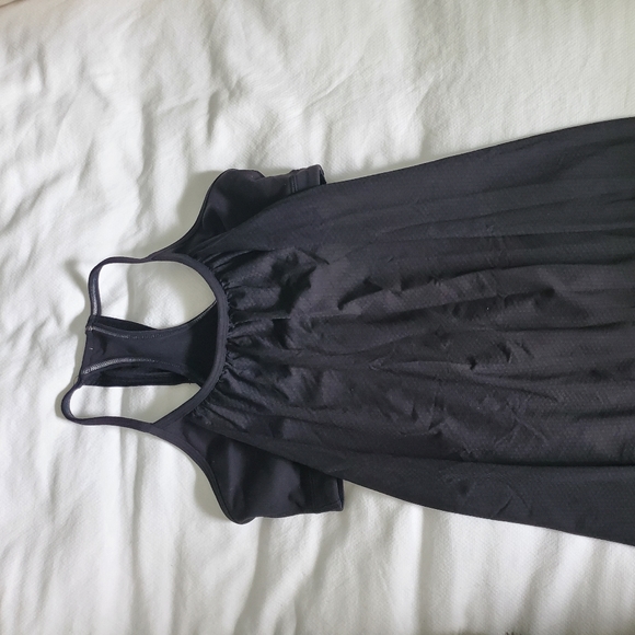 Lululemon tank with built in bra - Picture 2 of 3